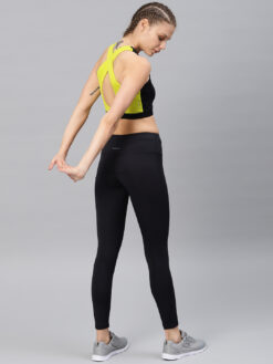 Women Black Solid Lightly Padded Sports Bra - Image 4