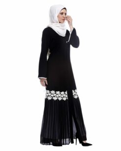 Black Pleated Abaya - Image 5