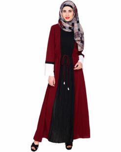 Front Pleated Abaya - Image 3