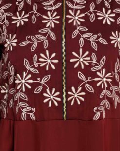 Beautiful Embroidered Yoke Wine Abaya - Image 7