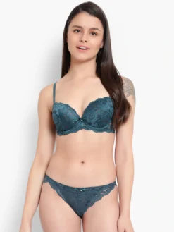 Green bridal bra set, hot bra for wedding, lace bra, padded bridal bra, padded bra, bridal bra set, hot bra for weddings, wedding bra set, bridal lingerie set, padded bra for brides, bridal lingerie Pakistan, comfortable bridal bra, sexy bridal bra, lace bridal bra set, bridal bra online, padded wedding bra, wedding lingerie set