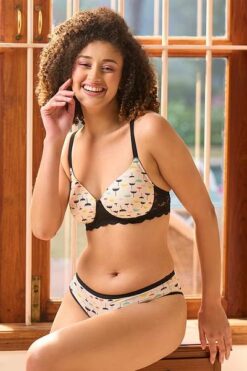 Off White Printed Bra Set, Printed Cotton Bra, Soft Cotton Bra, Nightwear Bra, Comfortable Bra, Cotton Bra Set, Full Coverage Bra, Women's Cotton Lingerie, Simple Bra, Skin-Friendly Bra, Non-Wired Bra, Breathable Bra, Daily Wear Bra, Cotton Bra for Women