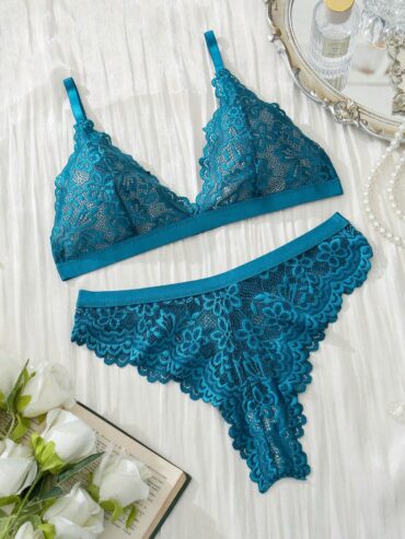 2pcs Women's Backless Top And Sexy Romantic Lace Lingerie Set
