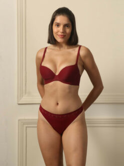 Medium Coverage Underwired Lightly Padded Push Up Bra With All Day Comfort