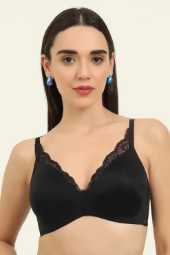 Lightly Padded Seamless T-Shirt Bra