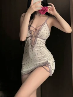 Sexy Deep V Lace Nigtgown