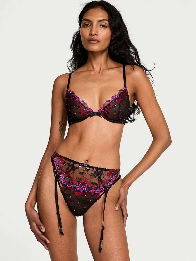 Red Self-Design Lace Strappy Garter Belt Briefs