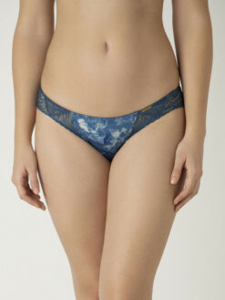 Women Floral Printed Low-Rise Panty