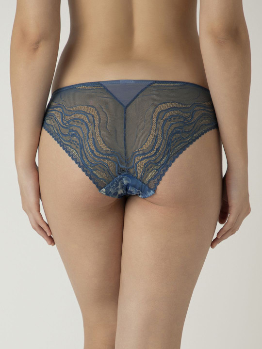 Women Floral Printed Low-Rise Panty