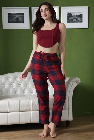 Classic Checkered Pyjama in Maroon - Cotswool